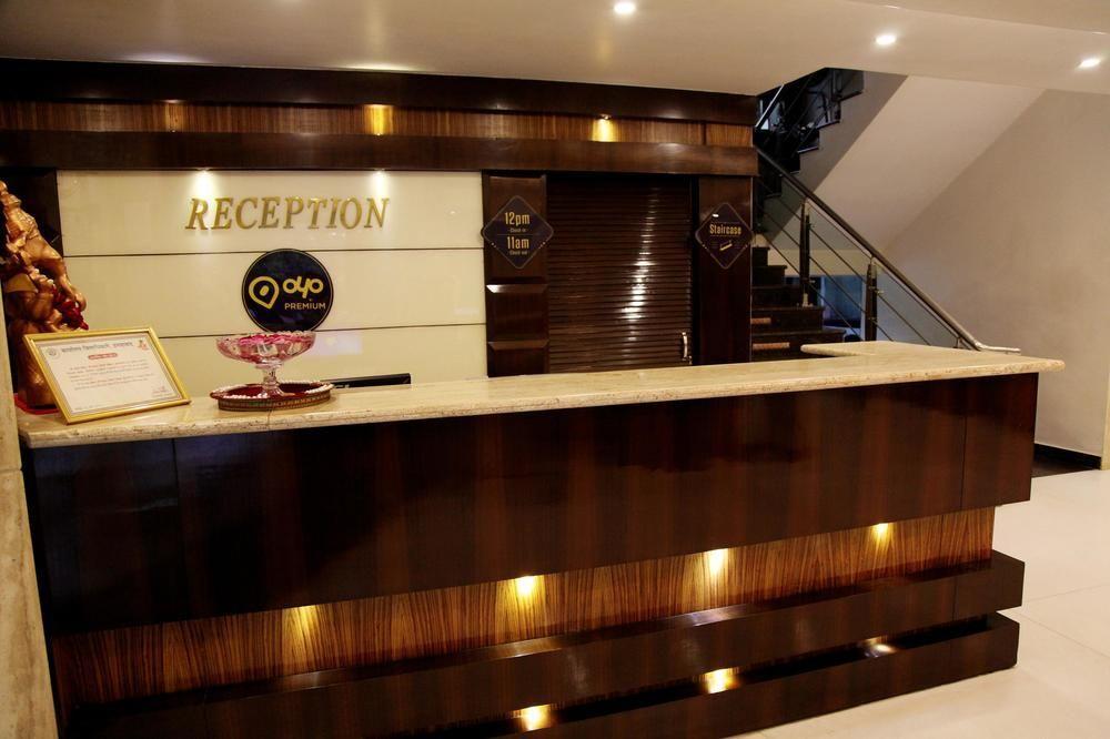 Oyo Premium Purshottamdas Tandon Marg Prayagraj Exterior photo
